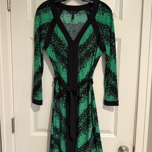 BCBGMaxAzria Green and Black Patterned Dress